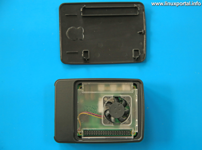 Unpacking and assembly - Assembling the device - Snapping on the inner half of the cover